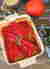 Papryka faszerowana kaszą owsianą, cukinią i zapieczona w pikantnym sosie pomidorowym