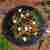 Sałatka z quinoną, pieczonymi burakami i batatami oraz nasionami konopi