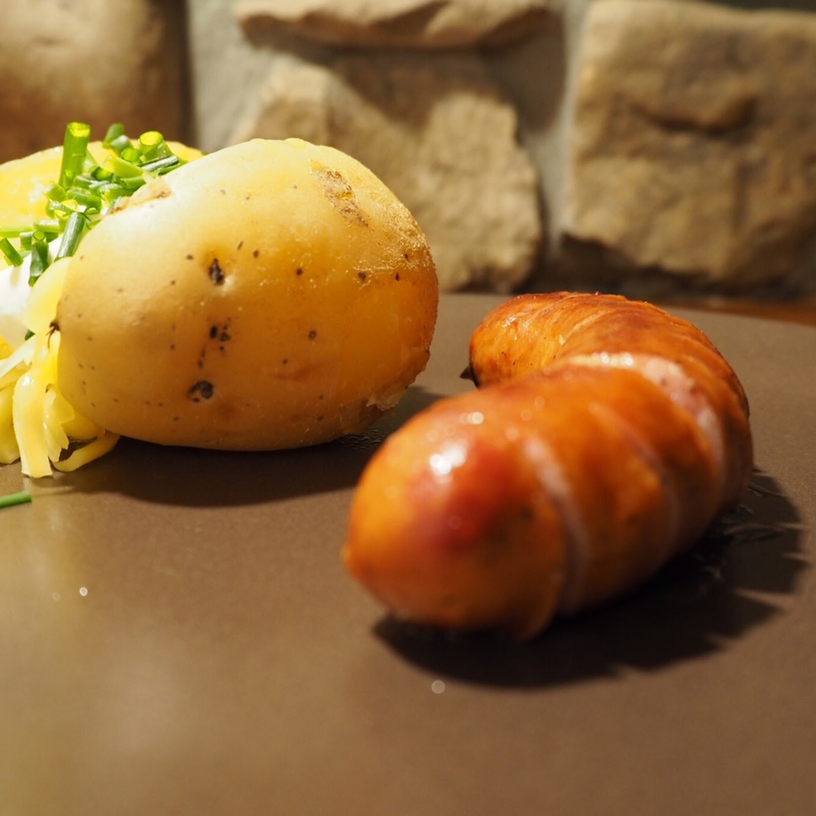 Doskonałe pieczone ziemniaki a’la ogniskowy przysmak