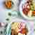 Szybki i zdrowy obiad: bulgur z dodatkami (pieczarkami, rzodkiewką, pieczonymi batatami i hummusem)