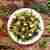 Bulgur z zielonym groszkiem, awokado, czerwonym burakiem i karmelizowanym słonecznikiem