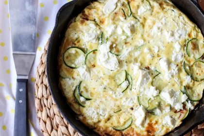 Frittata z cukinią i serem feta