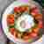 Kasza bulgur z pieczoną dynią, szpinakiem, pomidorkami i jajkiem