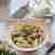 Makaron ze szparagami, szynką parmeńską i serem pleśniowym