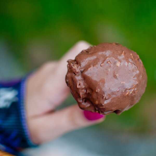 Wegańskie lody czekoladowe (z kokosem i bananem)