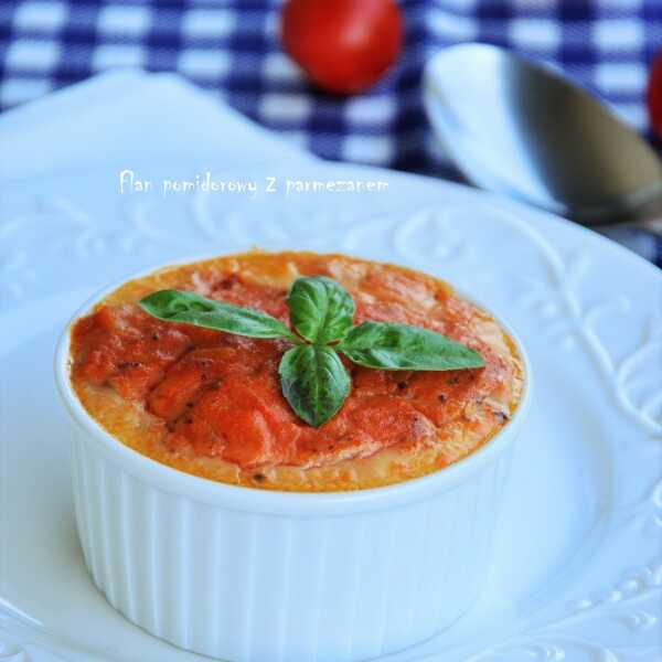Flan pomidorowy z parmezanem 