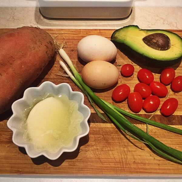 # Szybki obiad : Zapiekany batat z jajkiem sadzonym