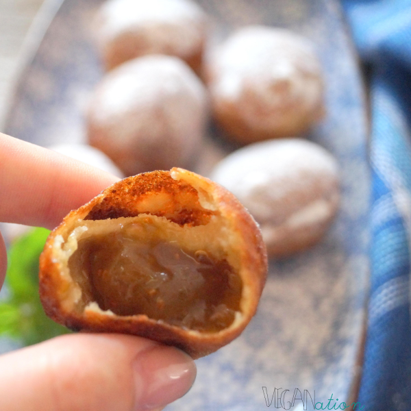 MINI PĄCZKI TOFU Z DŻEMEM FIGOWYM