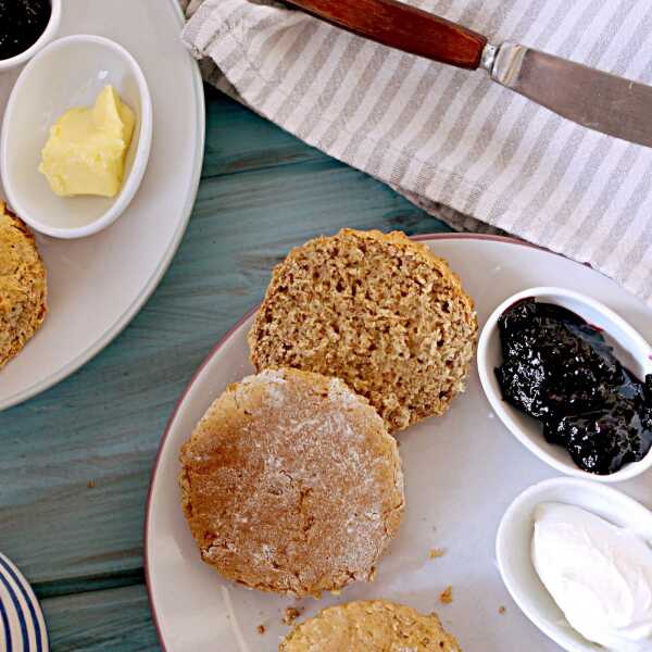 Bułki scones z musli