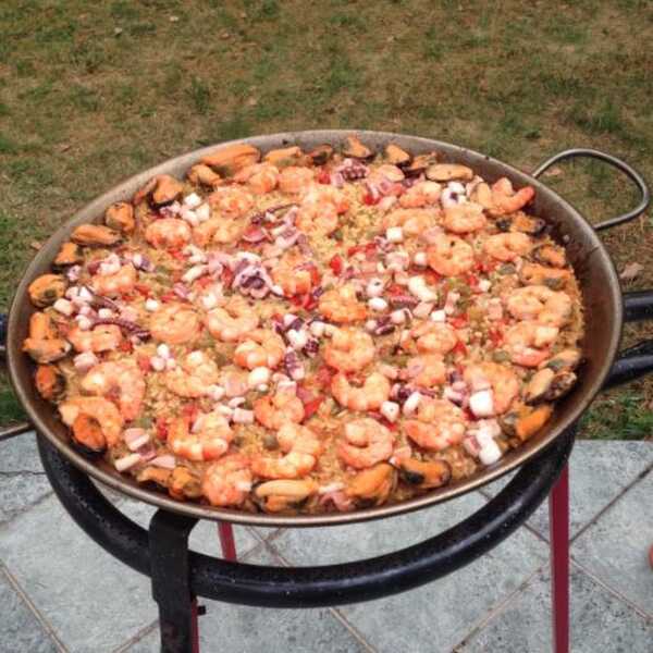 Paella z owocami morza