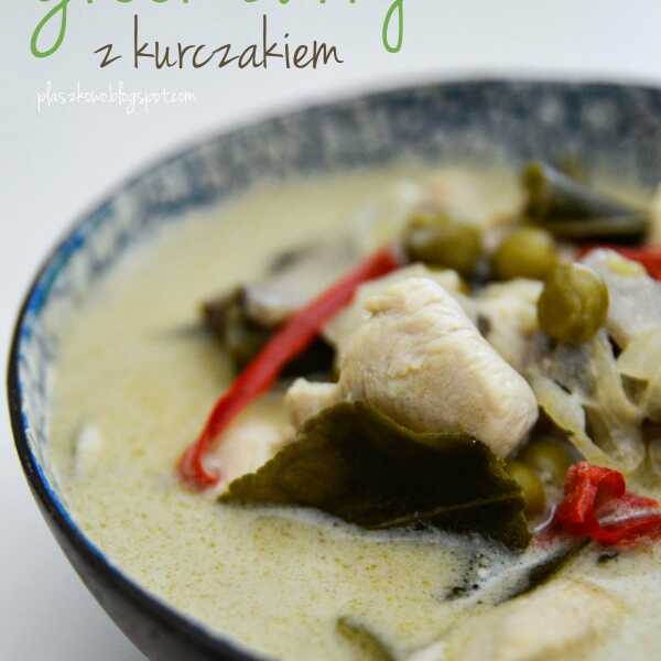 Green curry z kurczakiem, pieczarkami i groszkiem