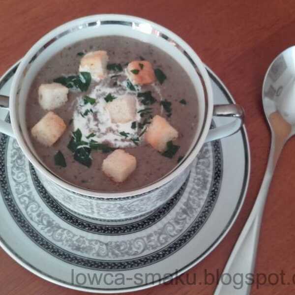 Zupa krem z grzybów leśnych