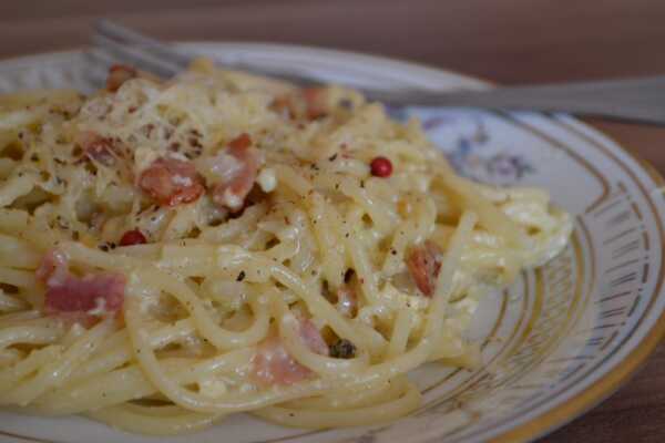 Spaghetti carbonara – Włochy