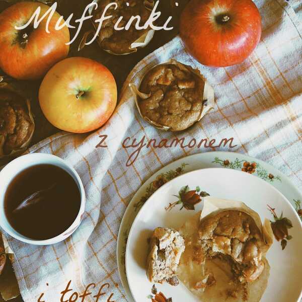 Jaglane muffinki z jabłkiem i toffi