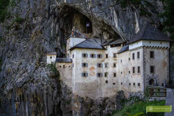 Predjama w Słowenii – prawdziwy jaskiniowy zamek