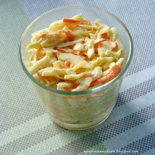 Sałatka Coleslaw.