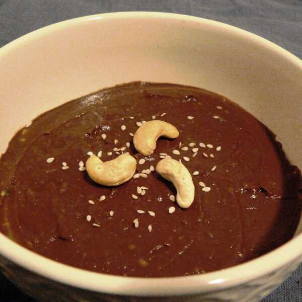 Wegański surowy budyń czekoladowy / Raw vegan chocolate pudding