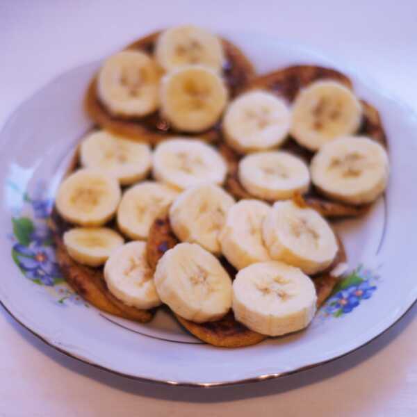 27 PLACUSZKI DYNIOWE Z DŻEMEM RÓŻANYM I BANANEM