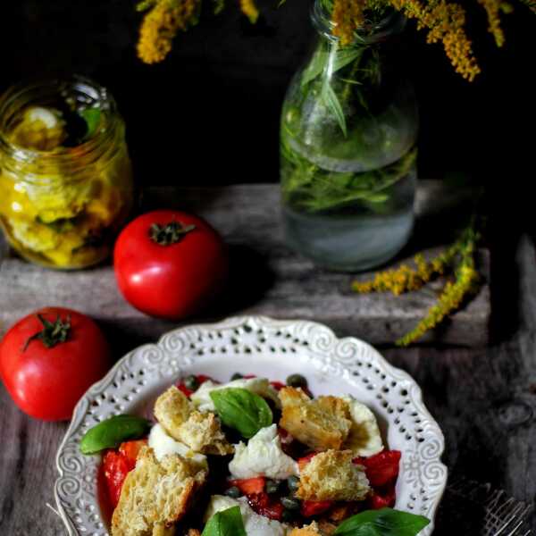 Panzanella czyli toskańska sałatka chlebowa