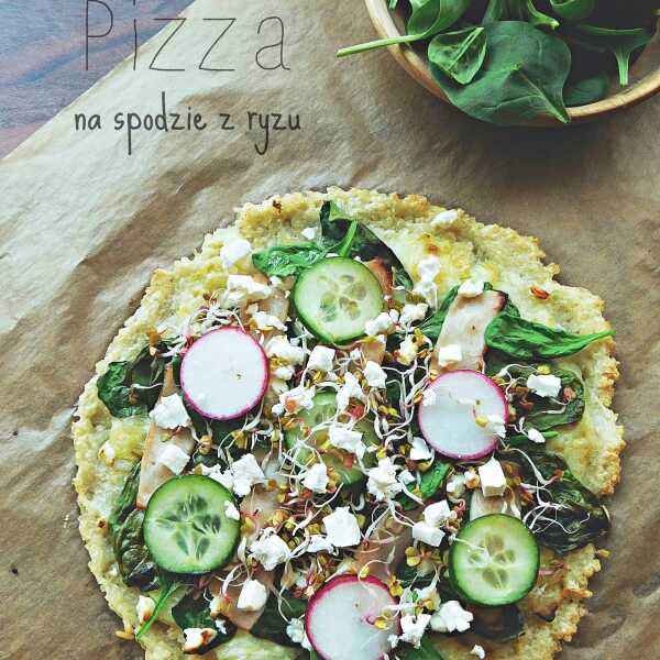 Bezglutenowa pizza na spodzie z ryżu 