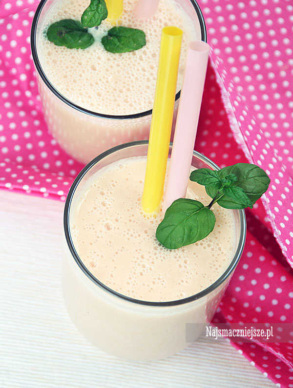 Smoothie grapefruitowe z ananasem