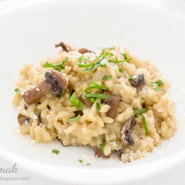 Risotto z grzybami i szafranem