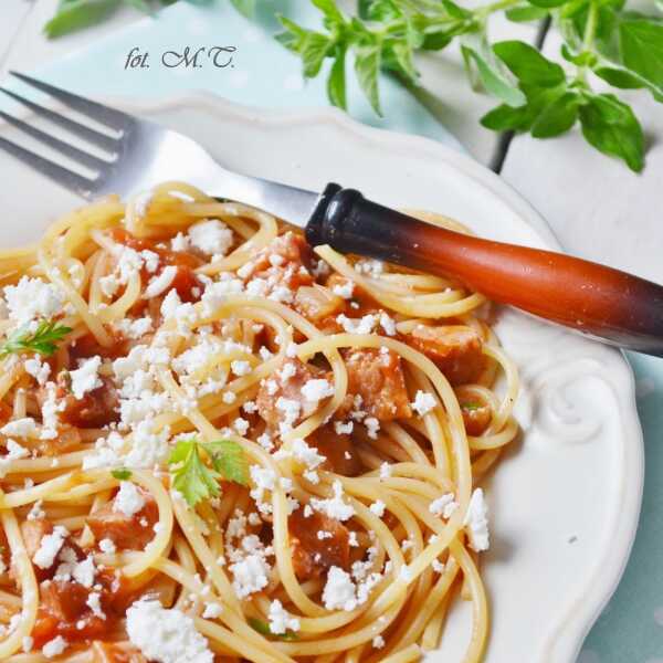 Spaghetti z białym serem