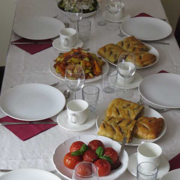 Obiad z rodzicami - pieczeń w cieście i warzywa na 3 sposoby