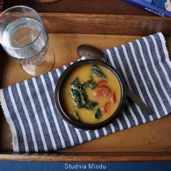 Portugalska zielona zupa: „Caldo verde” 