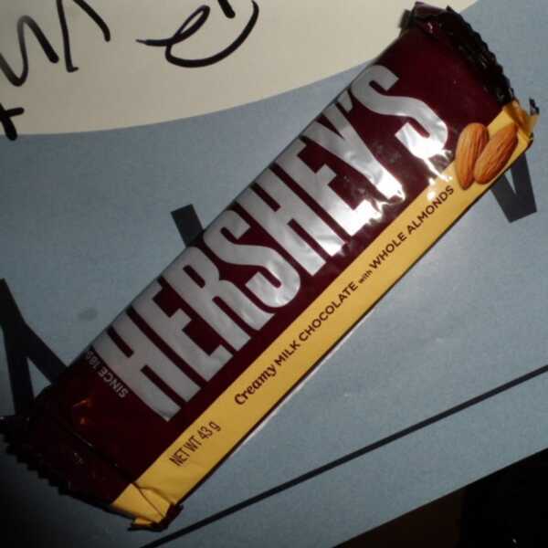 Hershey's with Almonds