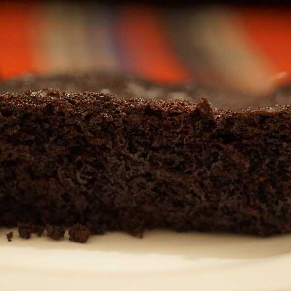 Odchudzone ciasto czekoladowe z cukinią