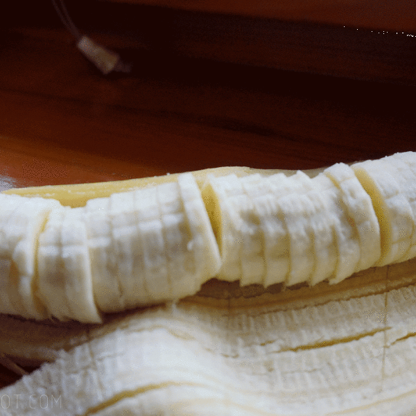 Jak równo pokroić banana 