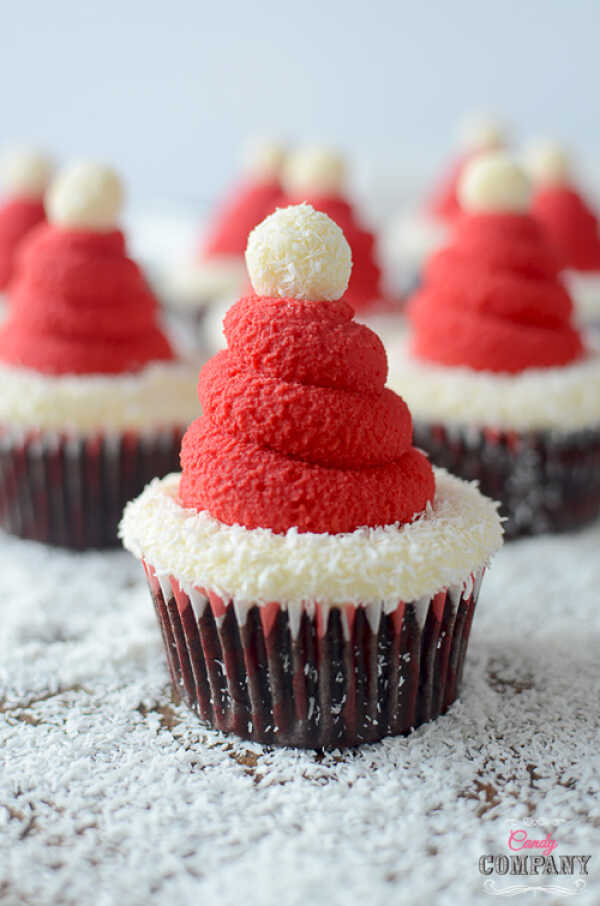 Santa hat cupcakes czyli kokosowo czekoladowe babeczki Św. Mikołaja