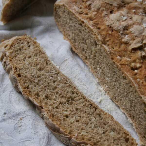 Chleb czosnkowy na podmłodzie