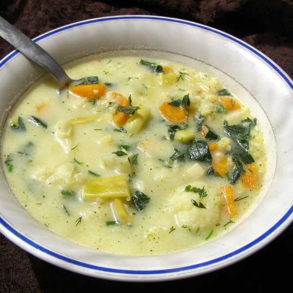 Szybka, smaczna zupa warzywna na maśle i śmietanie...