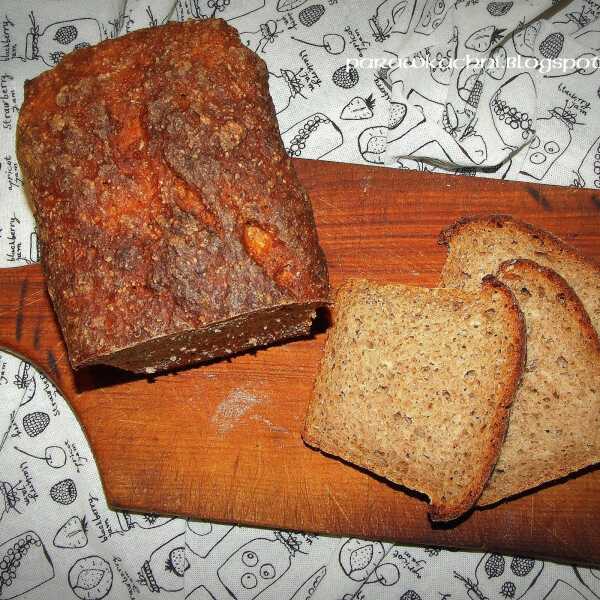 Chleb pszenno-żytni z płatkami owsianymi