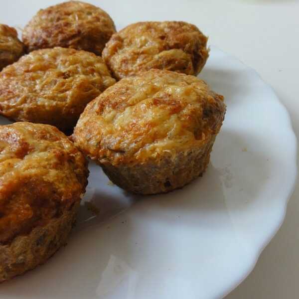 Serowe muffinki wytrawne 