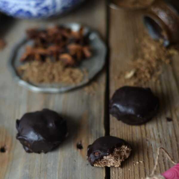 Holenderskie pierniczki w czekoladzie - kruidnoten