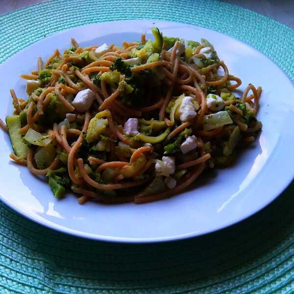 Serowe spaghetti verde