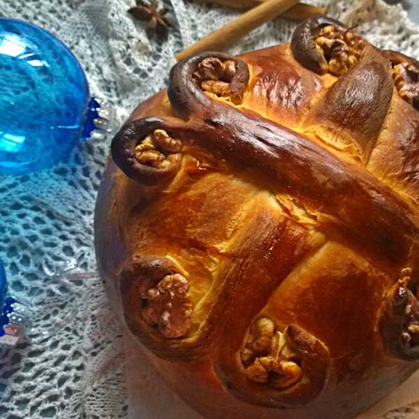Christopsomo - grecki chlebek na Boże Narodzenie