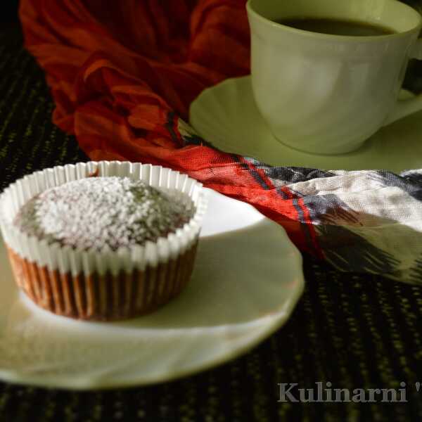 Muffinki piernikowe z mąki kukurydzianej