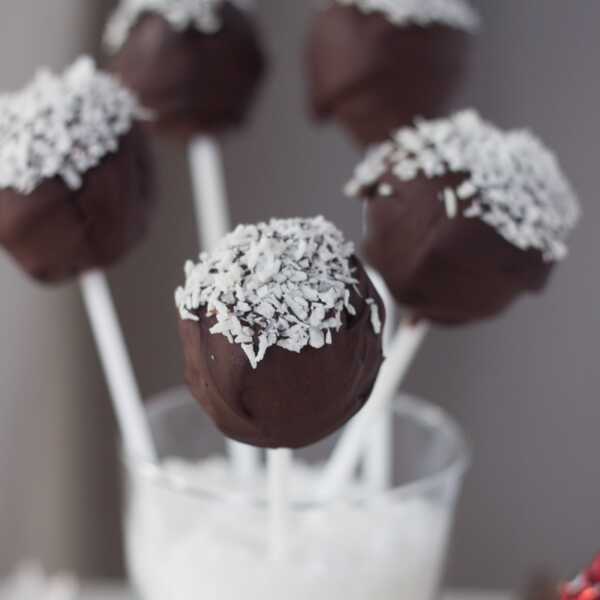 Cake pops z masłem orzechowym