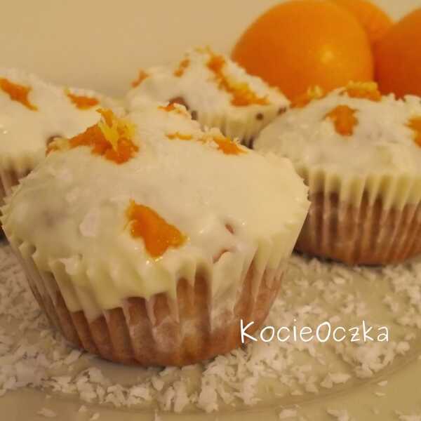 Muffiny kokosowo-pomarańczowe z mlekiem kokosowym