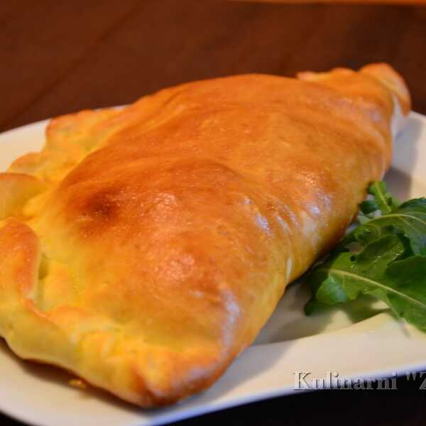 Calzone - włoski pieróg