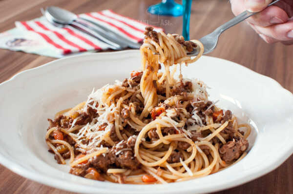 Klasyczne spaghetti bolognese