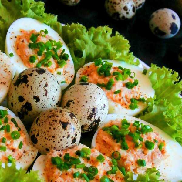 Jaja faszerowane pastą z Tuńczyka