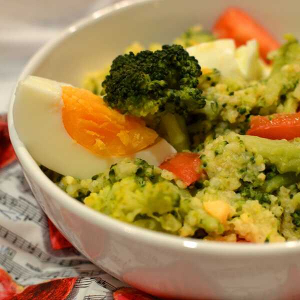 Kasza jaglana z brokułem - 100% zdrowia i dużo smaku :)