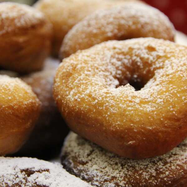 PĄCZKI Z DZIURKĄ / RING DONUTS