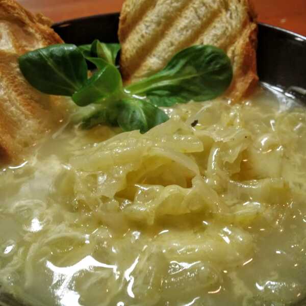 Zupa cebulowa