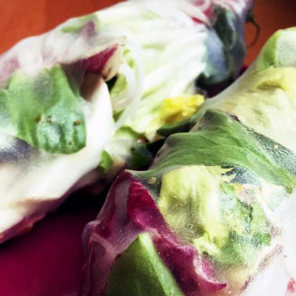 Spring rolls z kurczakiem